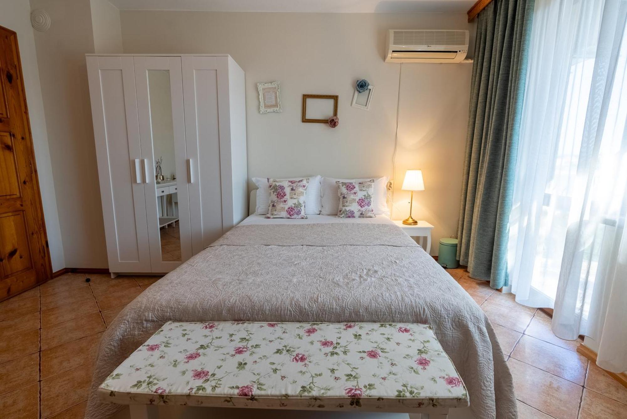 Kalina Guest Rooms Sozopol Eksteriør bilde